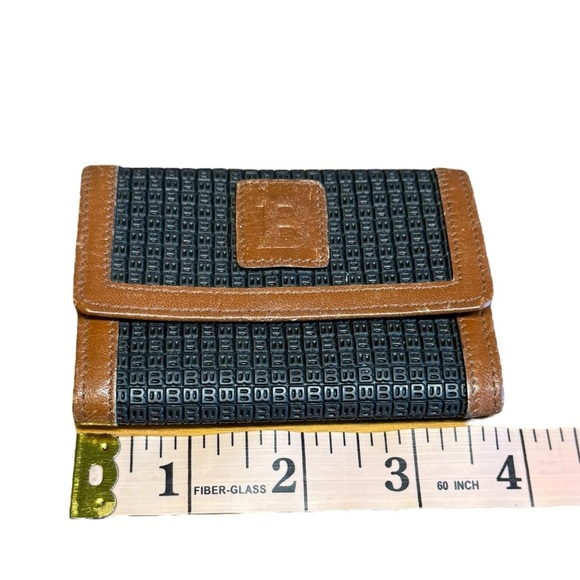 Men’s Bally International vintage wallet. Black & brown.